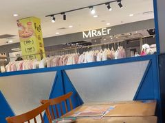 -菲滋意式餐厅(金华银泰城店)