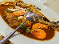 渔娘炖杂鱼-渔娘渔家丹东海鲜(东直门店)