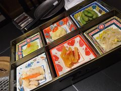 -山川小町·极番烧肉(新地假日广场店)