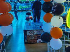 -世代星球·保龄球·镭战真人CS·团建(杨浦店)