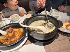 -港丽餐厅(来福士店)