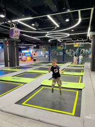-反弹蹦床公园·亲子乐园·团建·派对(中庚漫游城店)