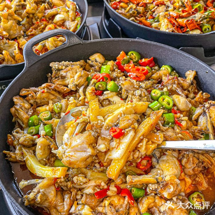 坐标南京，18r一只的巨大烤蛙真的会爱！！  