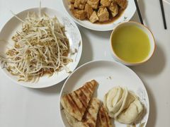 -鲸励母婴月嫂(望京店)