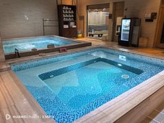 -爱乐国际温泉水疗会