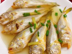 清蒸梅子鱼-红灯笼龙凤饭店(宁波老字号店)