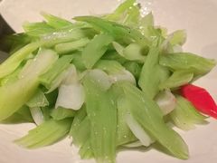 -吴越荣记苏州菜·松鼠桂鱼 100% 活鱼现做(月光码头店)