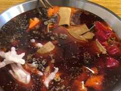 -毛毛老火锅(八年观音桥店)