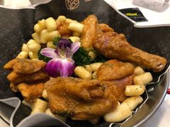 -博姆炸鸡精品餐厅(常发广场店)