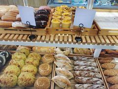 -焙丽拾光(麦凯乐直营店)