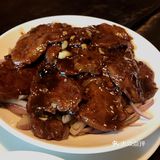 发现他们家“改良”了两煎肝之做法
