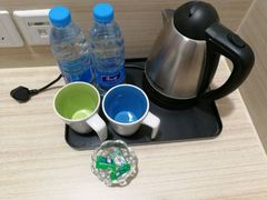 -汉庭(南京上海路地铁站店)