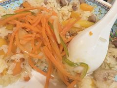 -汗腾格里·风味餐厅(新疆驻京办店)