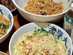 -李犟大爆鳝面·手工蟹黄包(湖滨西湖店)