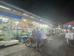 -拉威海鲜市场