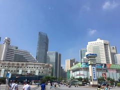 -上海站南广场-停车场