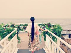 -北戴河碧螺塔海上酒吧公园