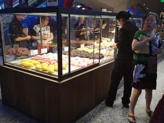 面包甜点陈列柜-LELECHA乐乐茶(上海五角场万达广场店)