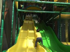 -蒙特利亲子乐园