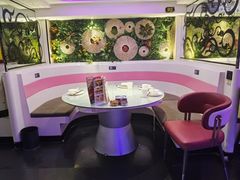 -巴特餐饮6加1音乐餐吧·新疆菜