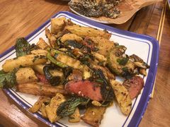 -云阿蛮云南生烫牛肉米线(奉贤路店)