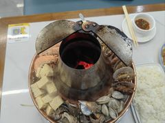 -一口猪海鲜浑锅·东北家常菜