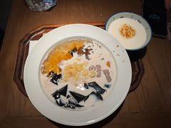 -RUXU入续糖水铺与包(卓悦中心店)
