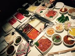 -海底捞火锅鲜切牛肉主题店(长寿路店)