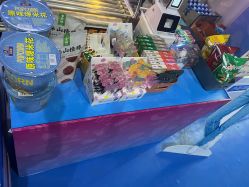 -失重星球乐园·蹦床馆(欢乐谷店)