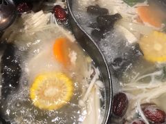 -呷哺呷哺(新世界百货望京店)