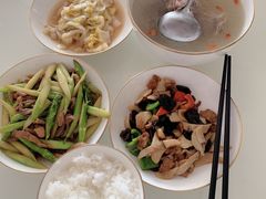 -爱的果实月嫂育婴师(世纪东方店)