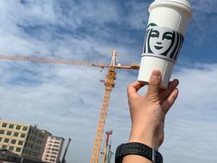 榛果拿铁最大的杯子-星巴克臻选(惠州华贸天地1楼店)