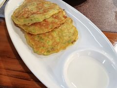 西葫芦饼配酸奶-TUK土耳其餐厅·下午茶(卢湾店)