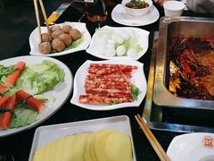 -百年川椒重庆老火锅(光谷店)