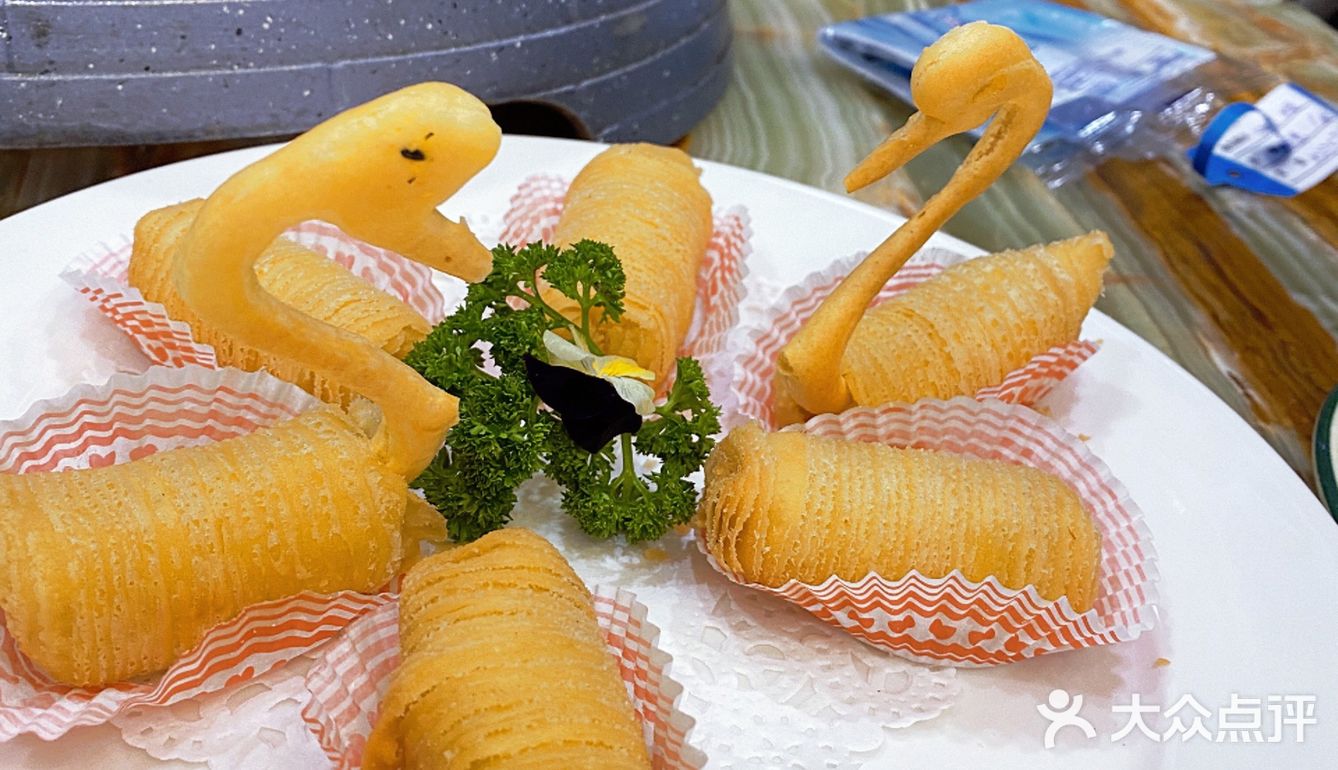 南宁美食|来吃烧鹅了[礼花]