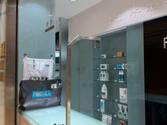 -福奈特洗衣洗鞋(杭州东站万象汇店)