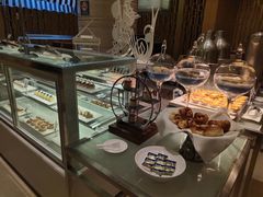 面包甜点陈列柜-喜来登酒店-盛宴标帜海鲜自助