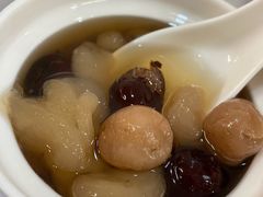 红莲冰糖炖雪蛤-芬芳甜品(同福路店)
