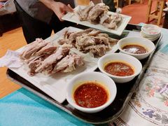 手抓羊肉-贯贯吉·清真餐厅(浙江中路店)