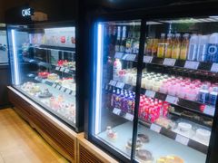 零售区-巴黎贝甜(周浦海印店)