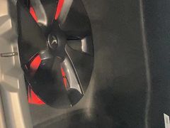 -TESLA 特斯拉(上海太古汇体验店)