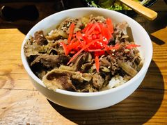 牛肉饭-鸟鸣门屋台料理(金帝银泰店)