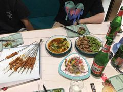 -四季烟火烧烤酒场