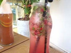 -Mark&Mars Restaurant