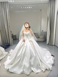 -南京宝娜嫁衣婚纱礼服馆(中央路店)