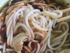 -灵芝妹子海鲜米线(劳动公园店)