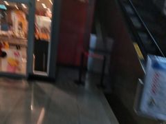 -麦当劳(轻轨曹杨路店)