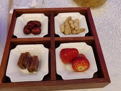 -品海楼·大连海胆锅贴馆(东港店)
