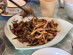 -小厨子私房菜·云南美食店