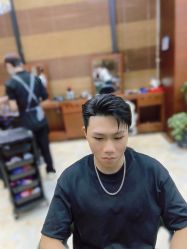 -尼特斯男士发型馆